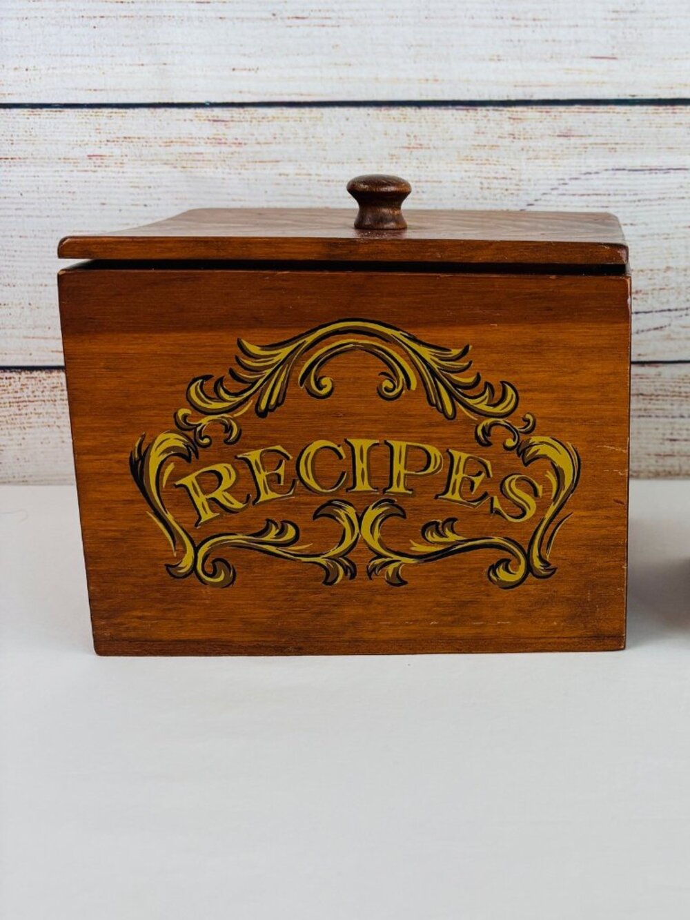 VTG Wooden Recipe Card Box Large Lidded Rustic Kitchen Décor